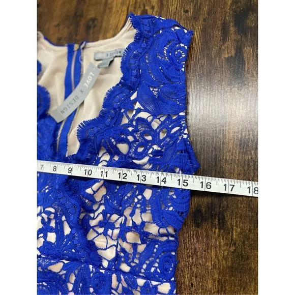 Love X Design Selma Surplice Lace dress - Picture 8 of 12